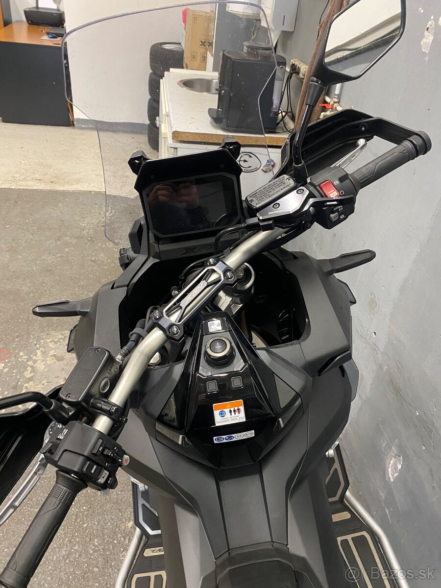 Honda X-ADV 750