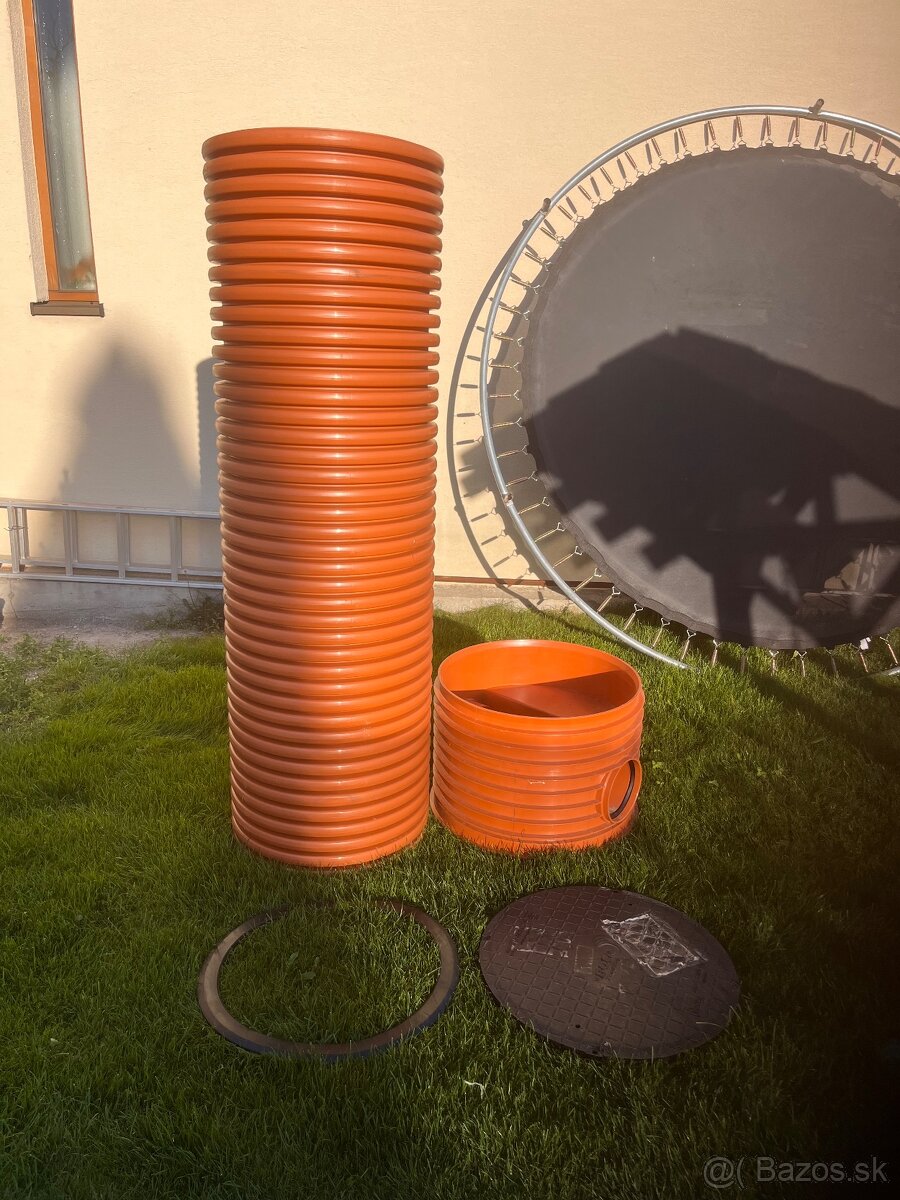 Revízna šachta 600