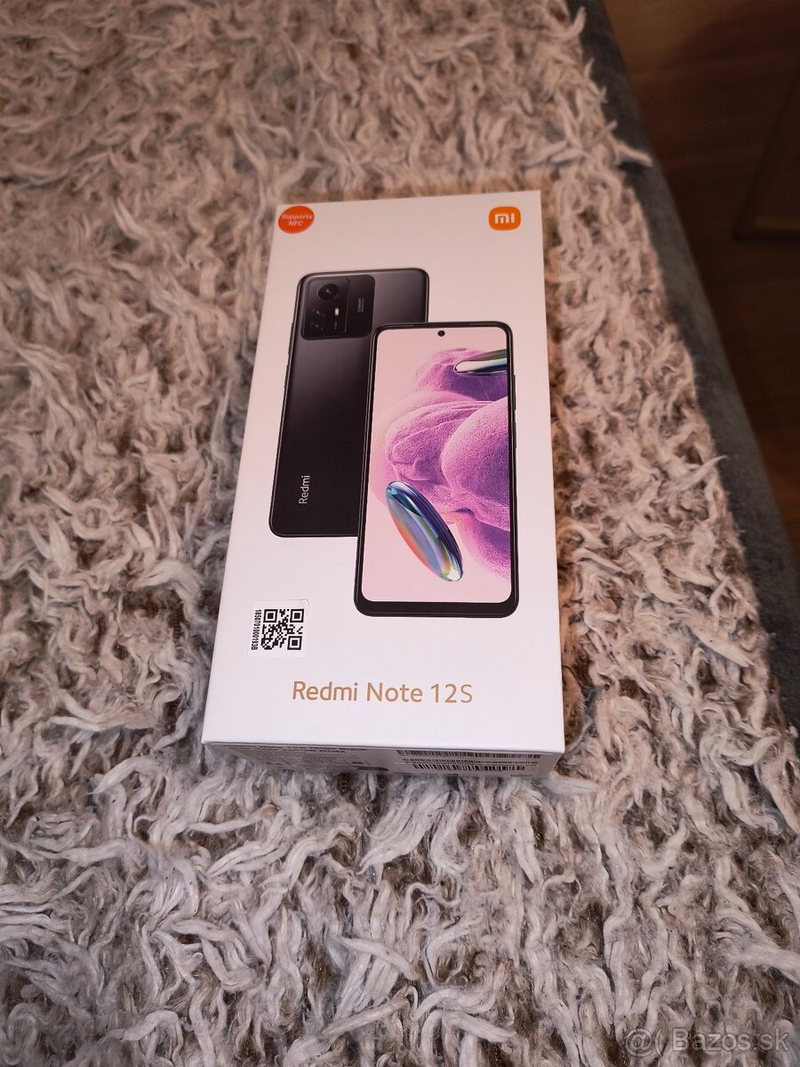 Predám mobilný telefón