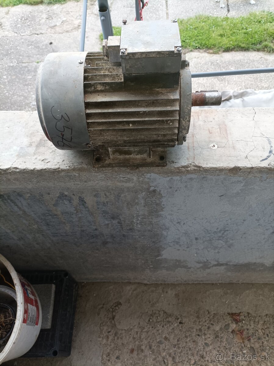 Elektromotor 380/220