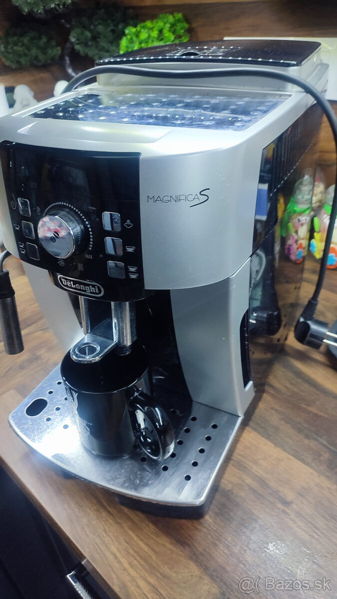 Delonghi Magnifica S Silver