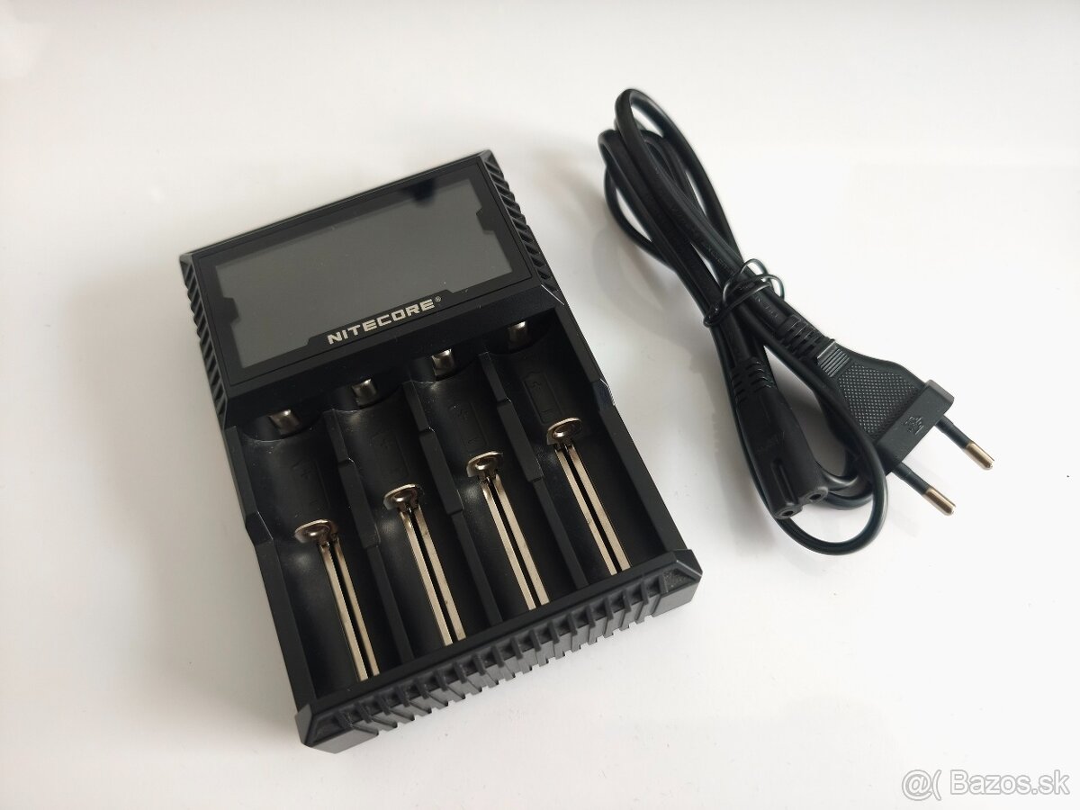 Nitecore Digicharger D4 - Nabíjačka na batérie