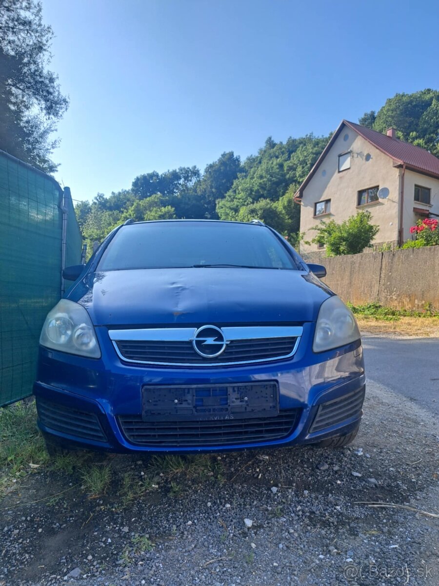 Opel Zafira B 1.8B V CELKU NA ND