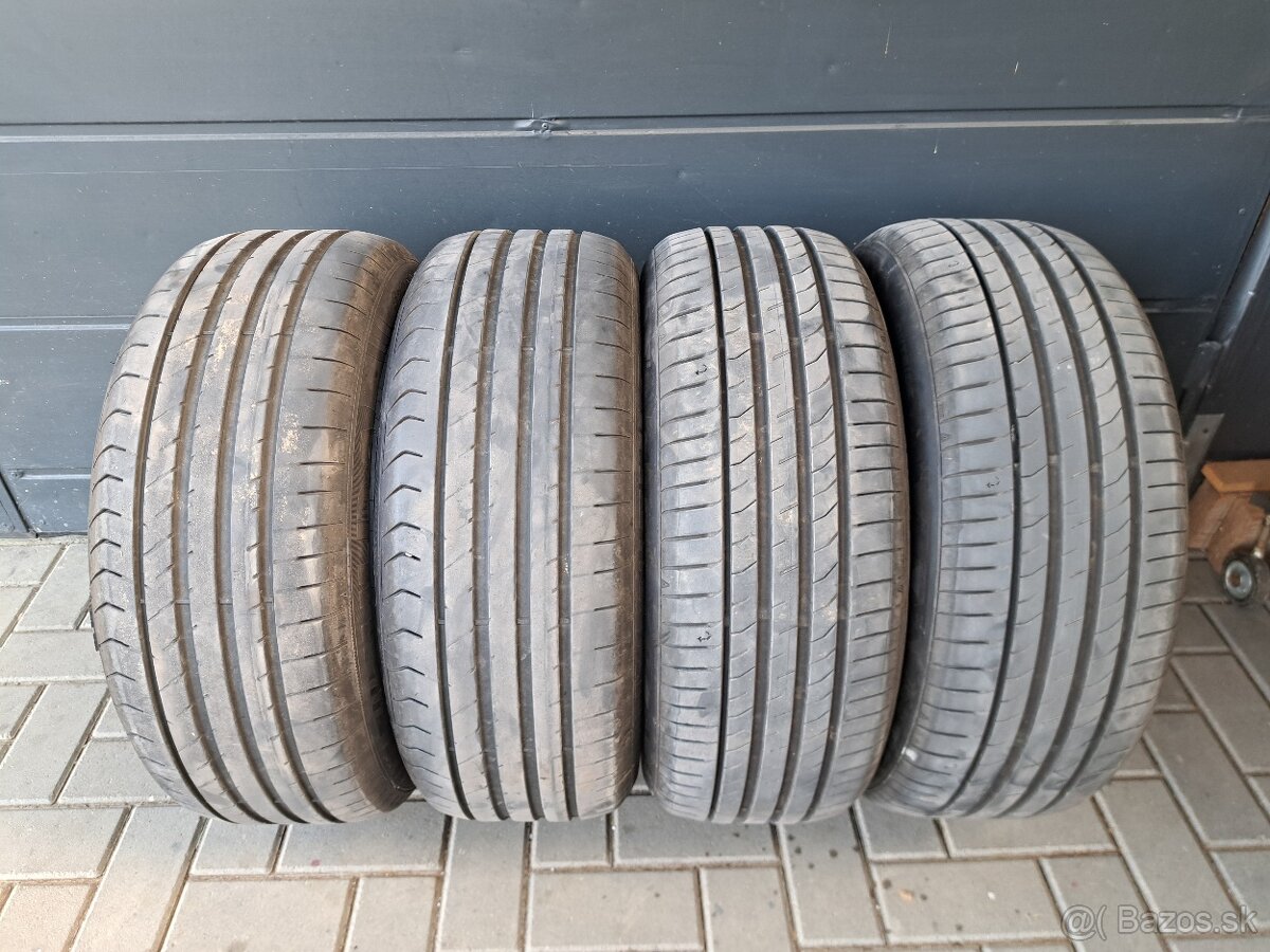 Letné pneumatiky 215/55 R17