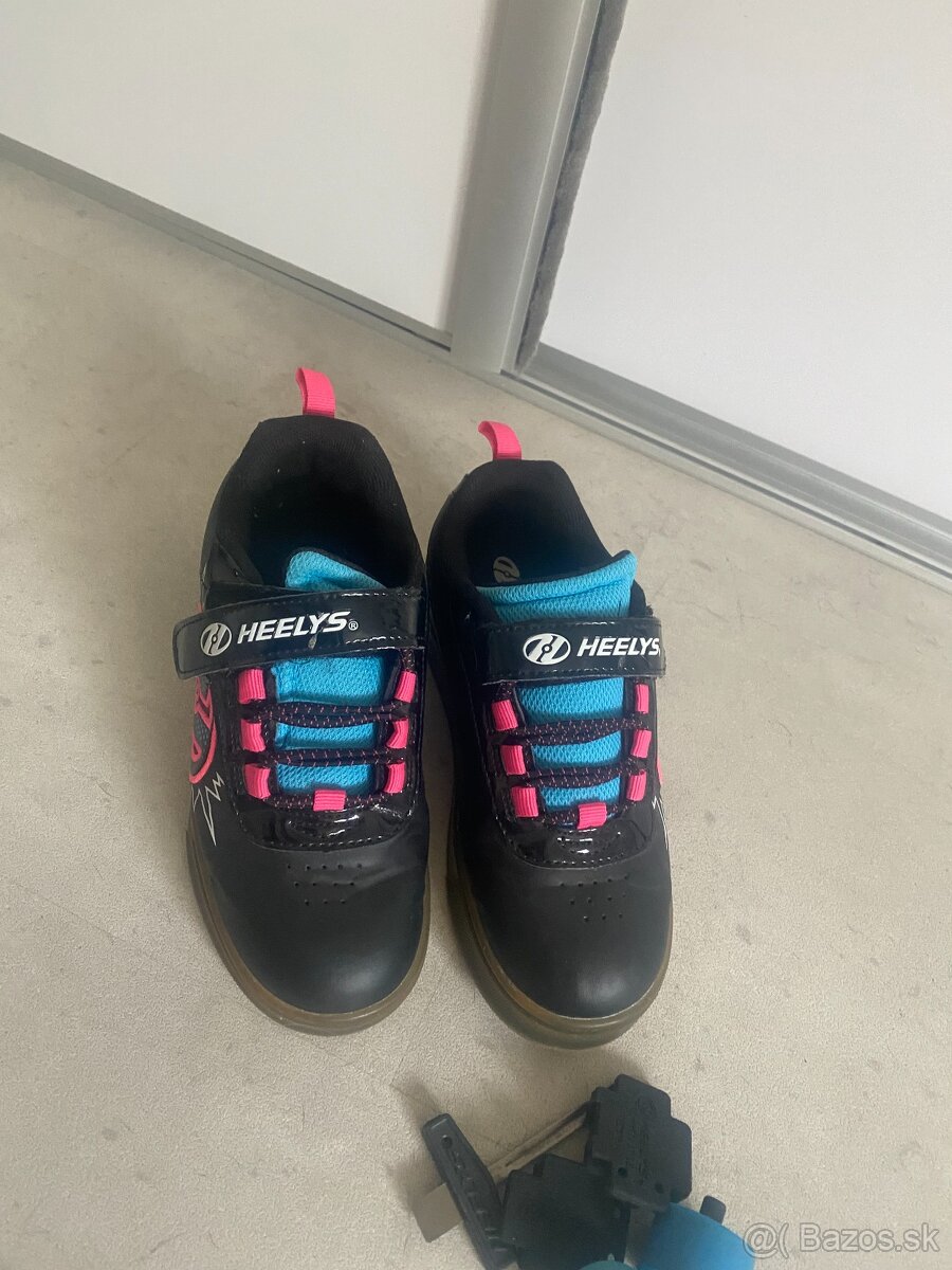 Heelys tenisky