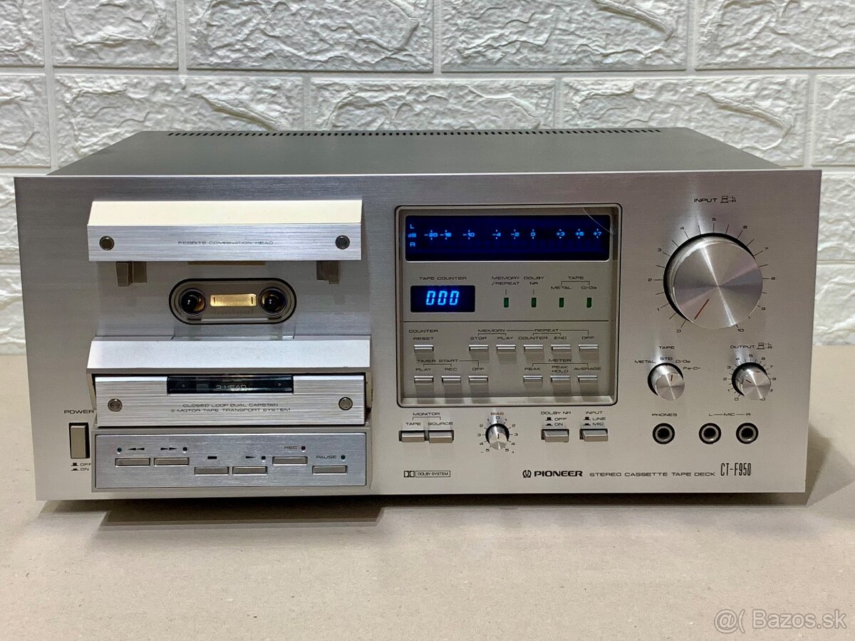 Pioneer CT-F950 …. Kazetový deck “Blue Line séria”