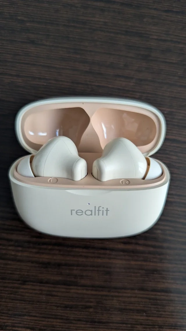 Sluchátka Realfit F3