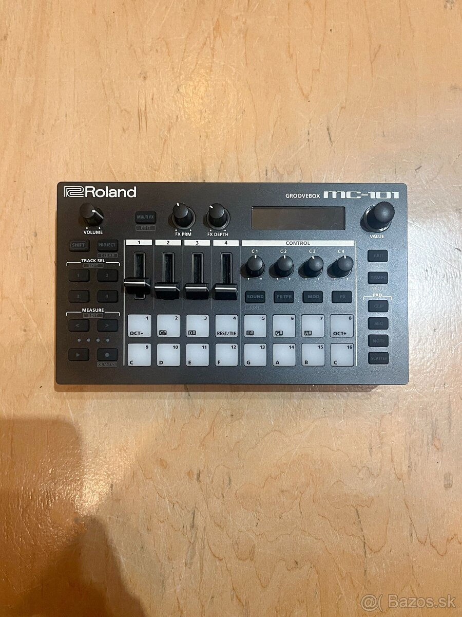 groovebox Roland MC-101