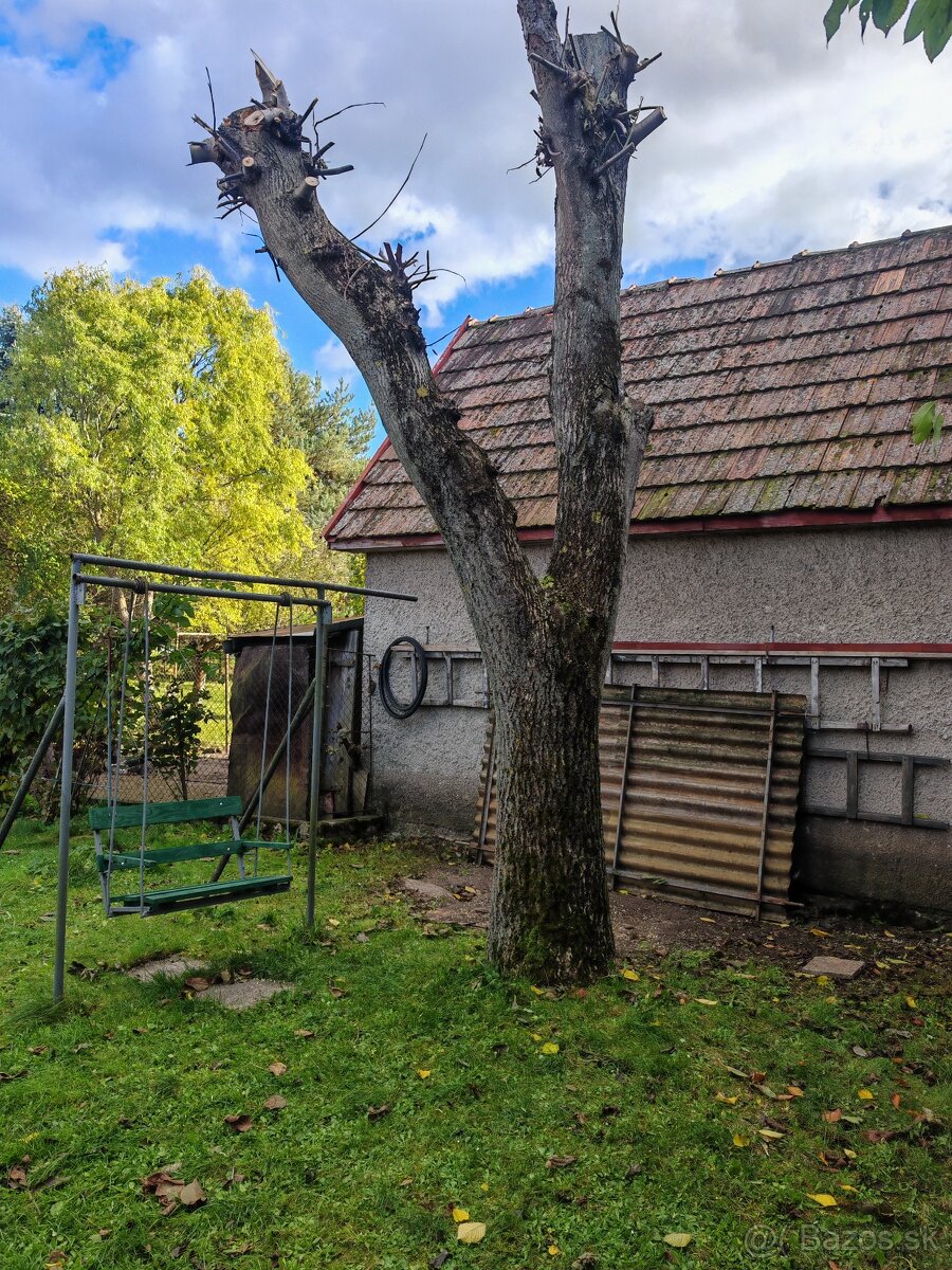 Orechové drevo na predaj