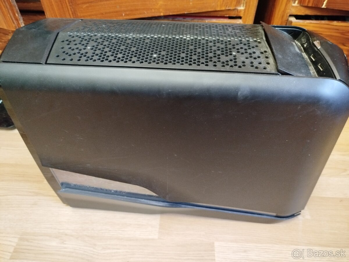 Alienware Aurora R4 i7, GTX 1070, 16GB RAM, Monitor