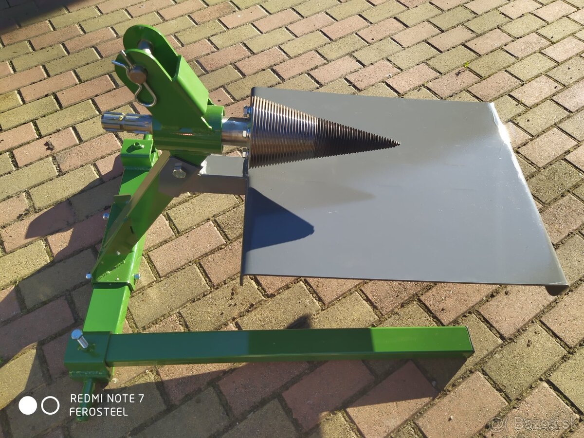 Kužeľová štiepačka