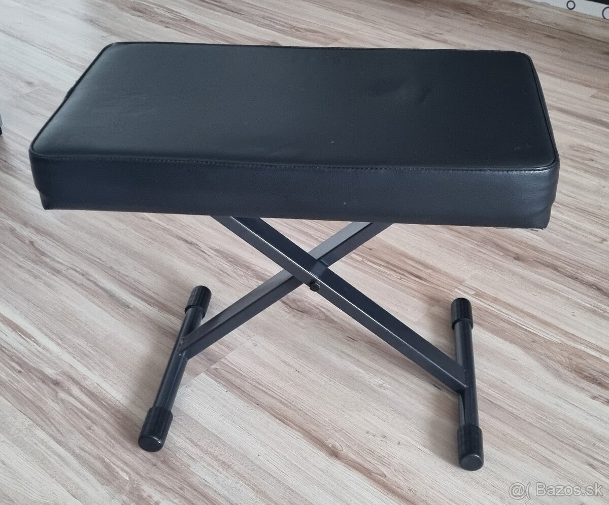 Stolička ku klavíru