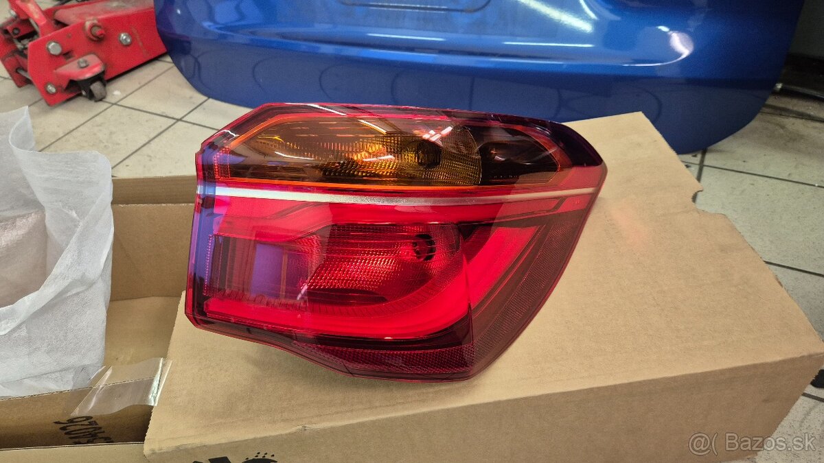 Bmw x 1 prave zadne svetlo