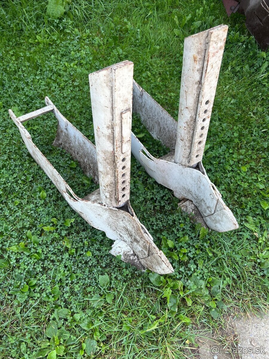 Predám diely na sadzač Agrozet