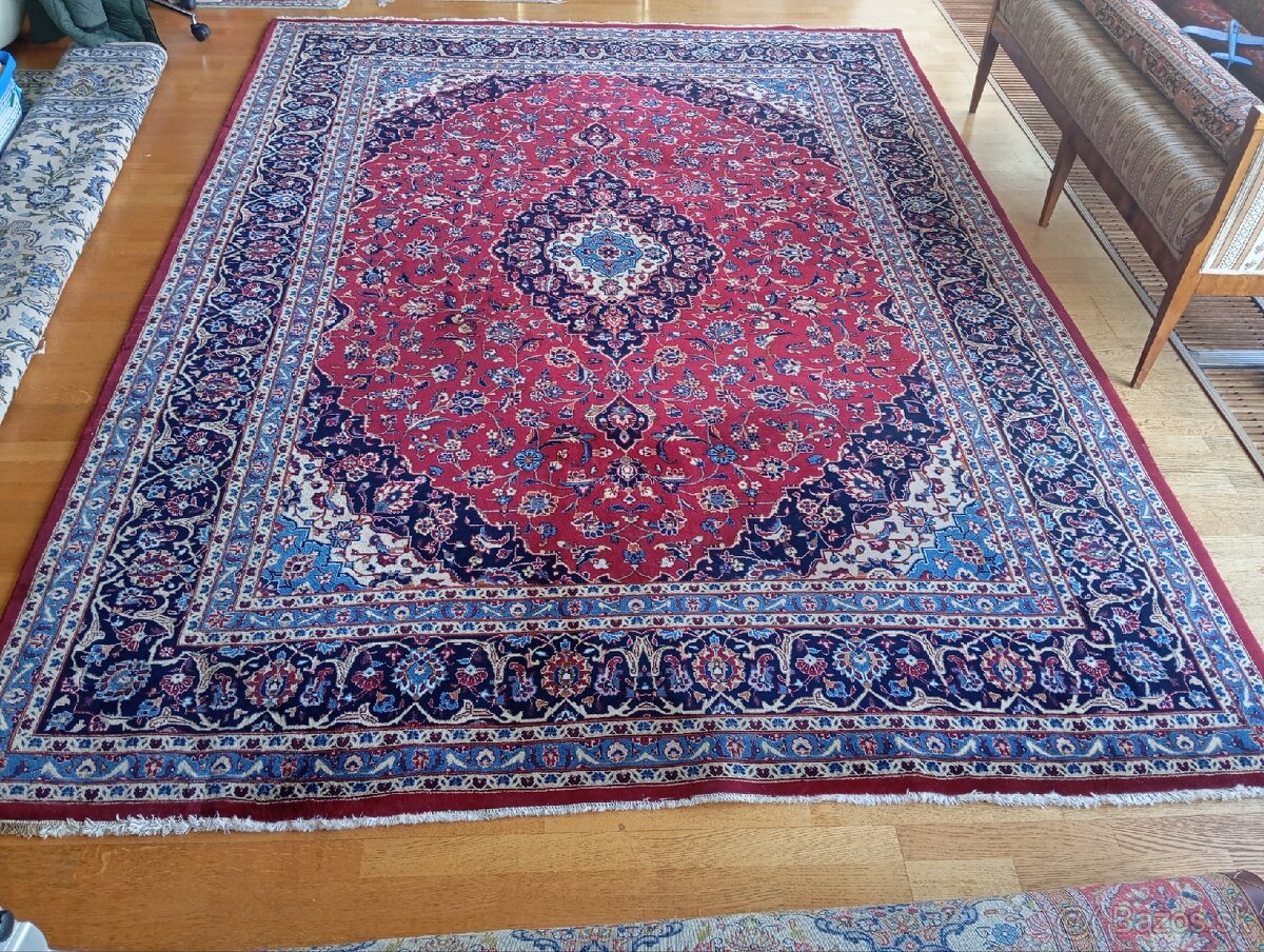 Nádherný hodvábny ručne viazaný KESHAN 350x250