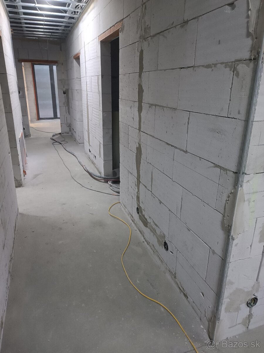 Stavebne prace, pomocnik.