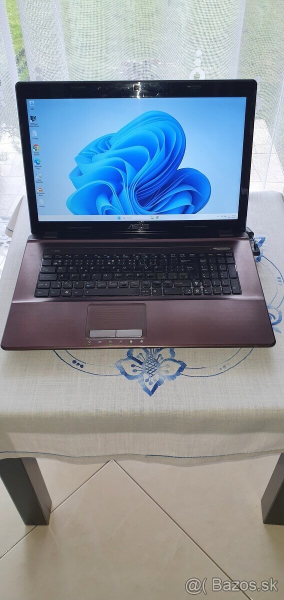 Asus 17.5