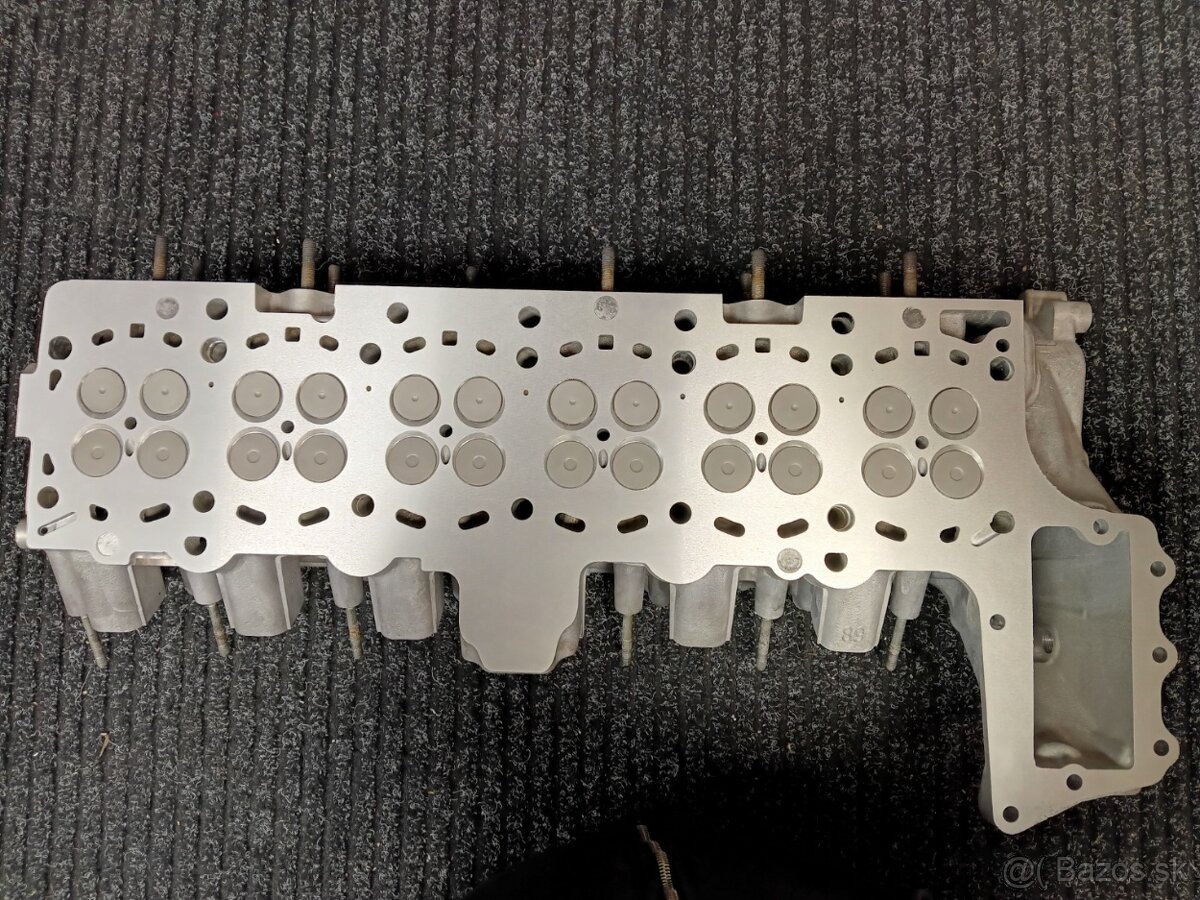 Hlava valcov / 3,0 D / 7792753.9 / BMW / M57