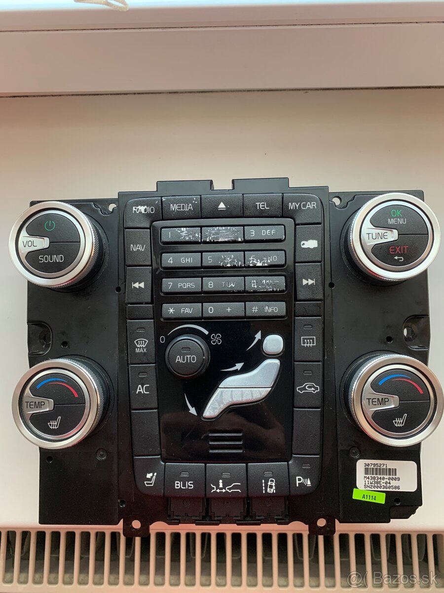 Ovládanie radia klimatizácie Volvo XC60