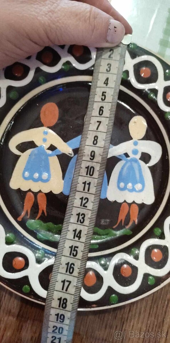 malovany tanier tanecnice
