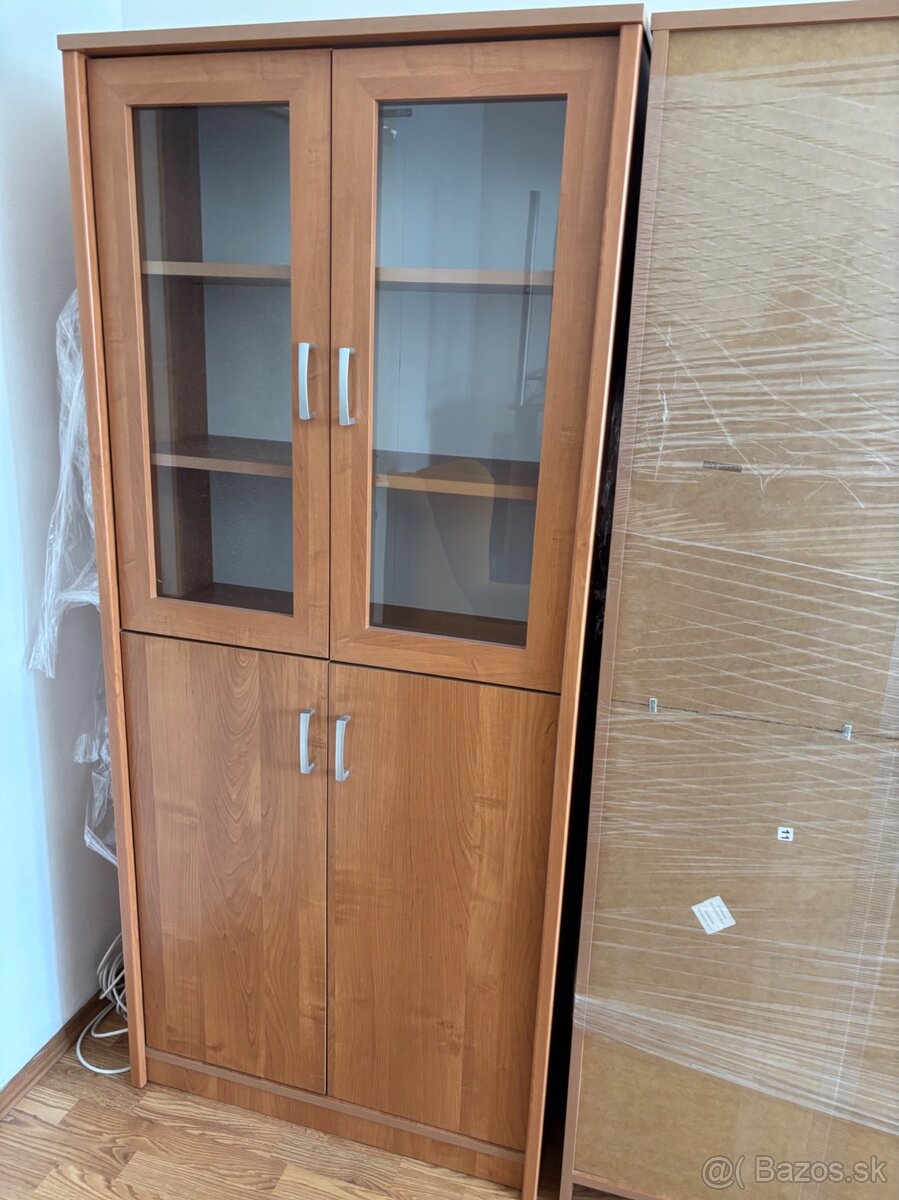 skriňa do pracovne, študentskej izby, kancelarie