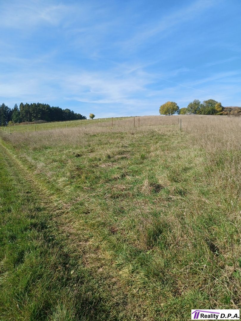 Stavebný pozemok 642 m2 pri Martine - obec Sučany