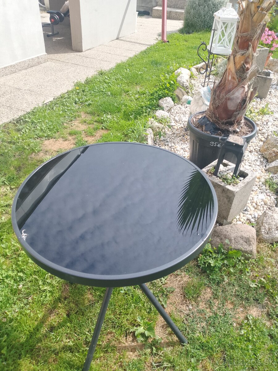 Terasové stoliky