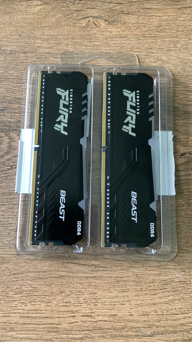 Kingston FURY 16 GB KIT DDR4 3600 Beast RGB