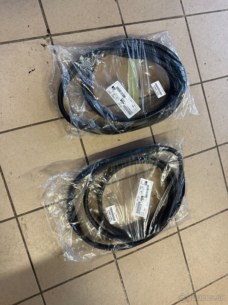 Predám keder Guma tesnenie Toyota Aygo 2005-2014