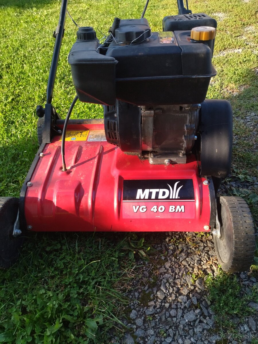 Kúpim kôš na vertikutator