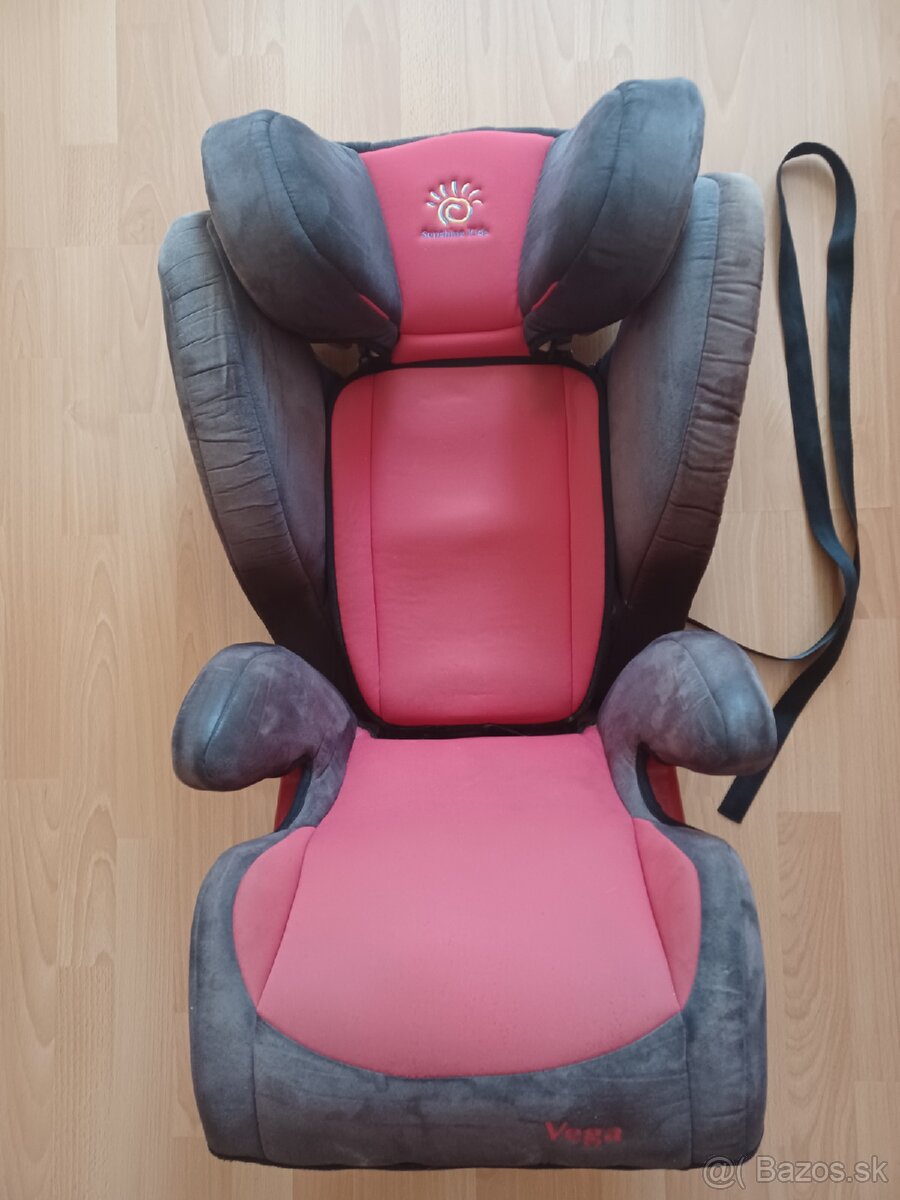 Predam kvalitnu nastavitelnu autosedacku 15-36 kg