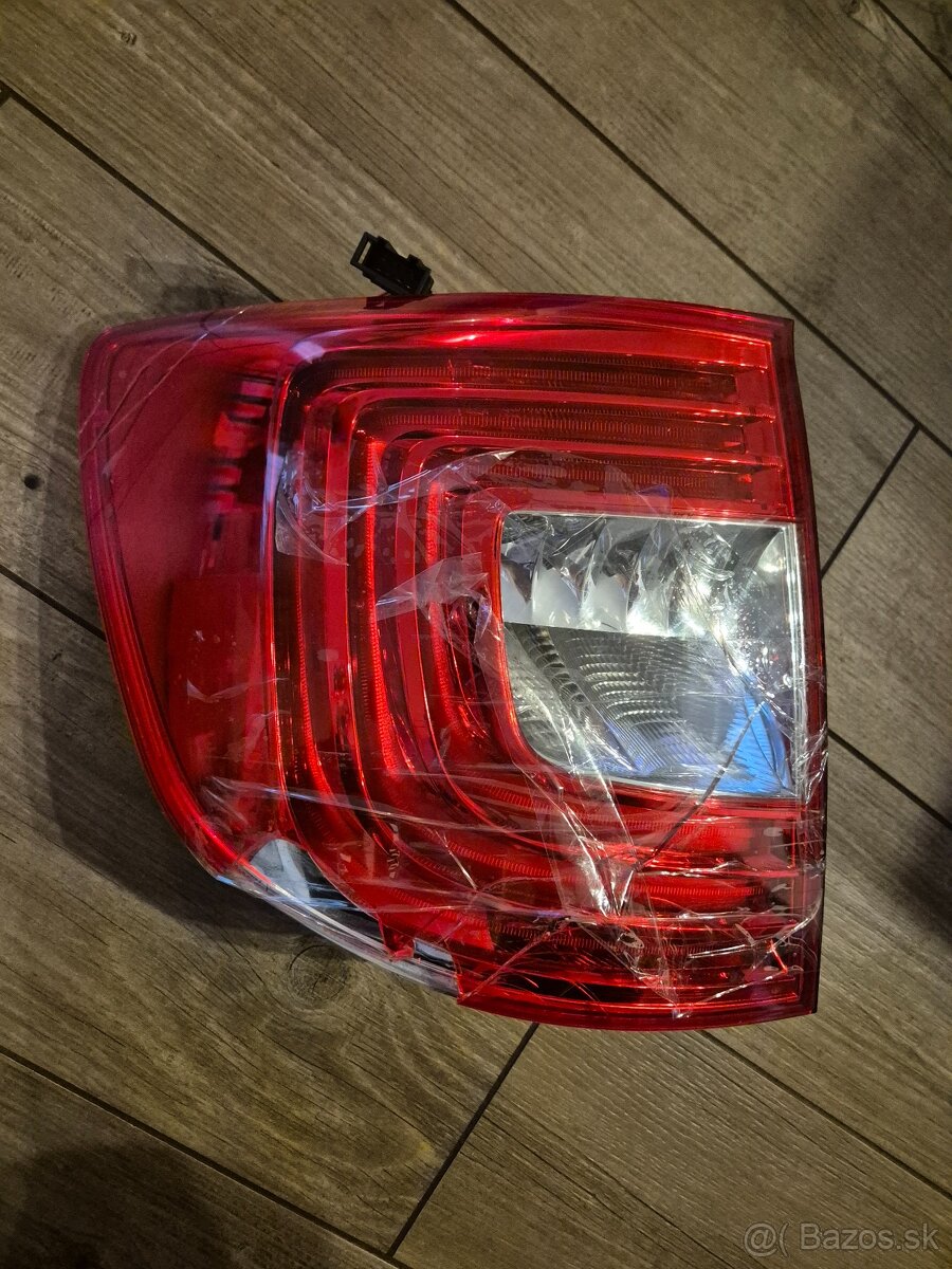 Škoda Superb II. ľavé svetlo