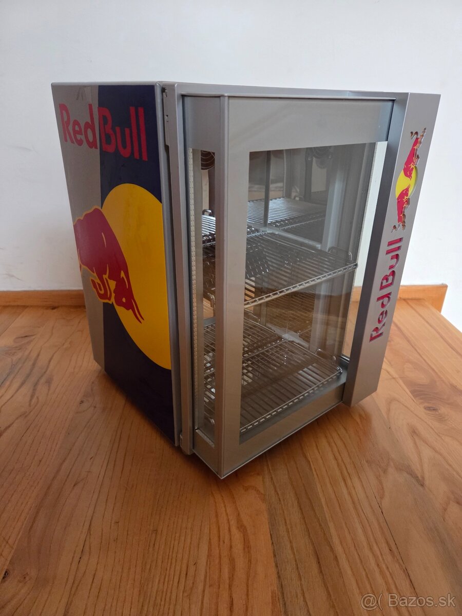 Red bull chladnicka