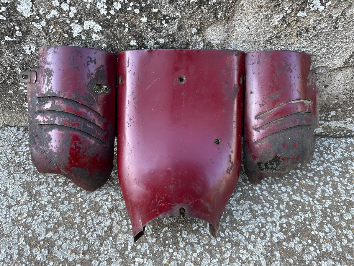 Prsicka na Jawa 550/ 555