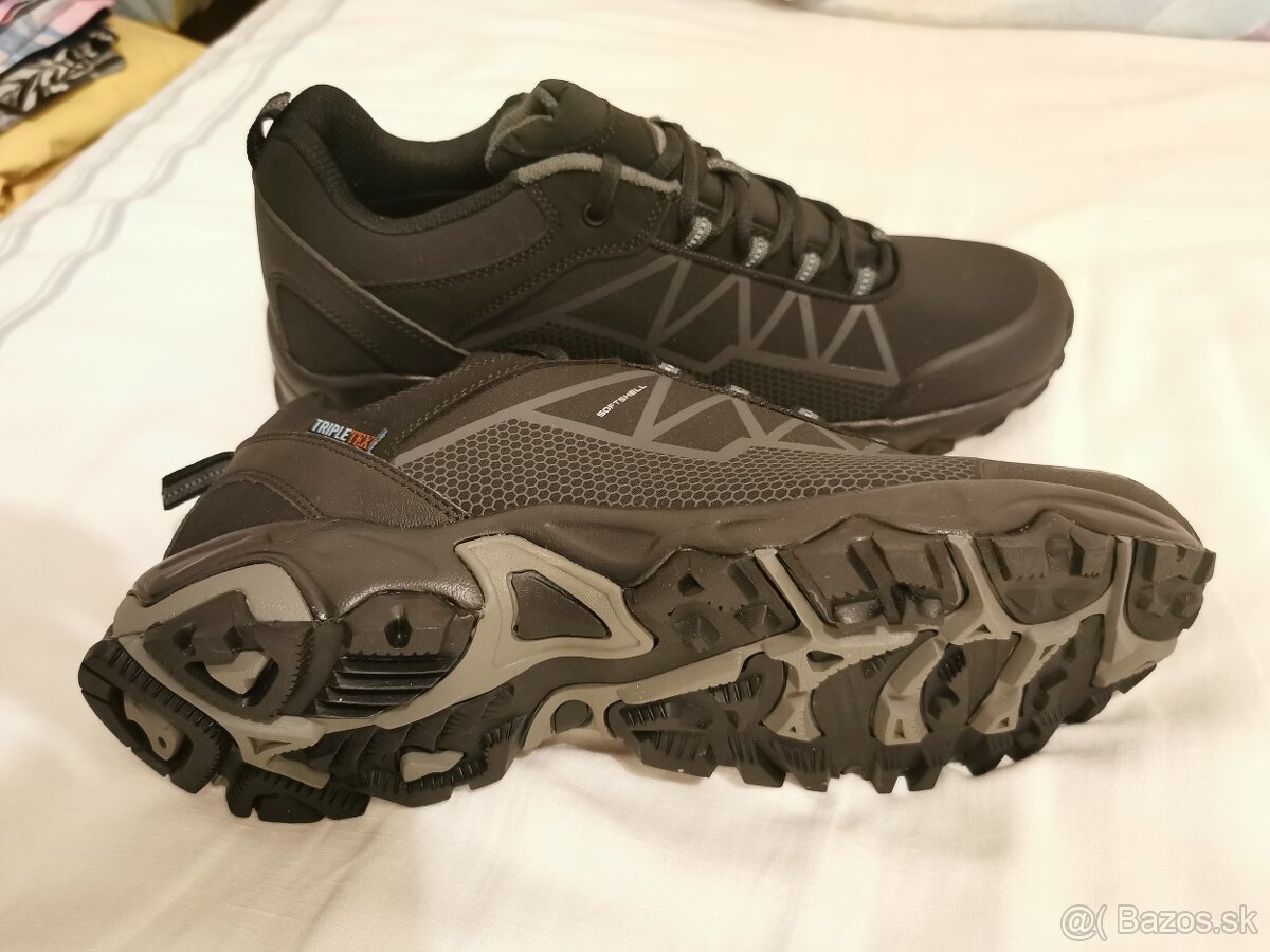 Trekové topánky veľ.46