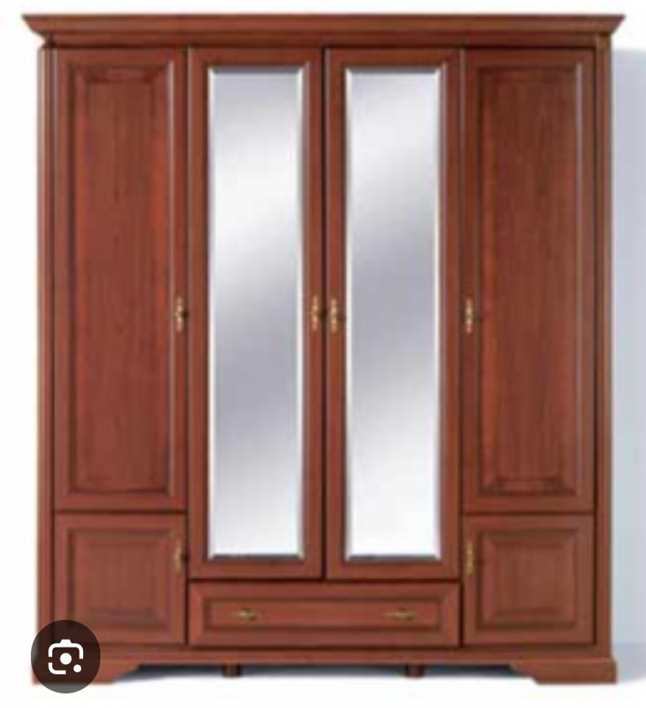 Predám krásnu Šatníkovu skriňu