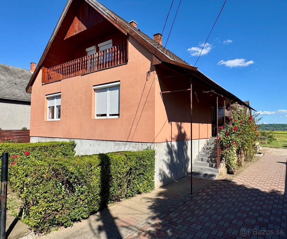 MAĎARSKO - ENCS 5 IZBOVÝ POSCHODOVÝ DOM + 2 IZBOVÝ DOM, ZÁH