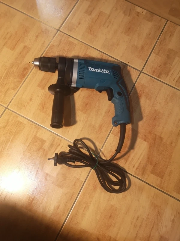 Makita priklepova vrtacka HP1631