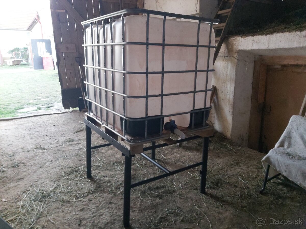 Stojan na IBC nádrž