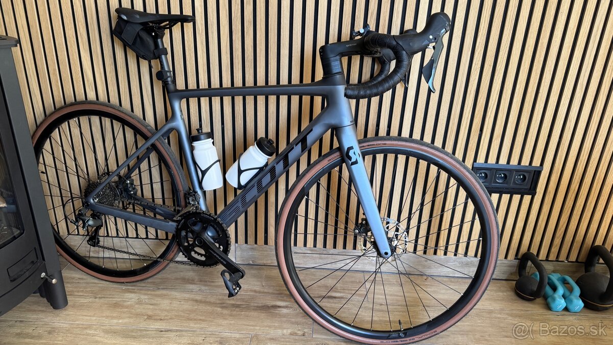 SCOTT ADDICT 40 2023 velkost M