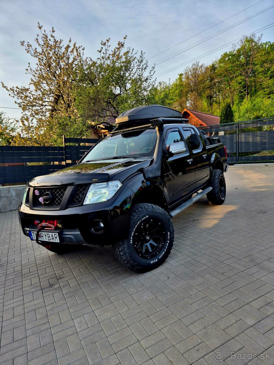 Nissan Navara DoubleCab 2.5 dCi LE A/T