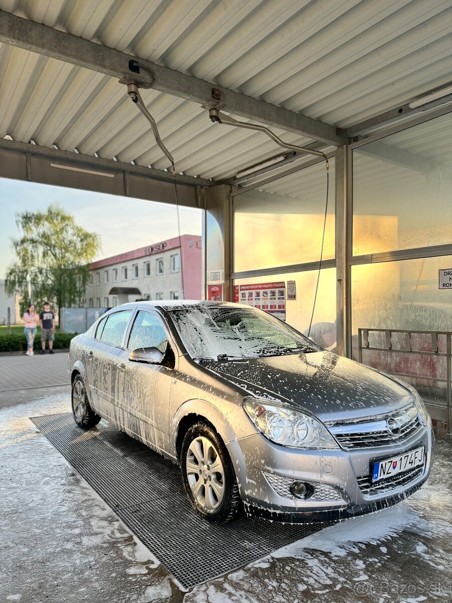 Opel astra h 1.6 2007 85kw