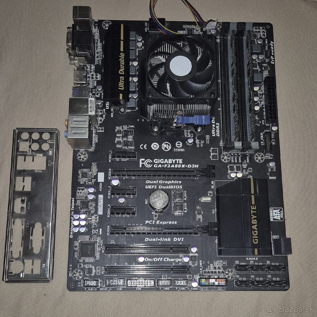 FM2/FM2+ / DDR3 - Gigabyte GA-F2A88XM-D3H