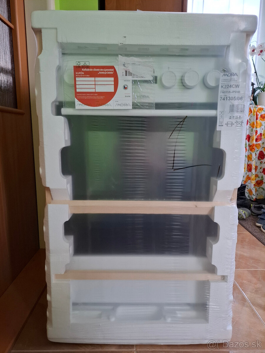 Kombinovaný sporák MORA K224CW biely