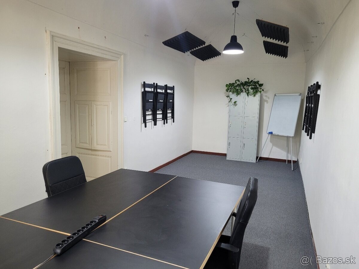 Samostatná kancelária v centre + voľné miesta v Coworkingu
