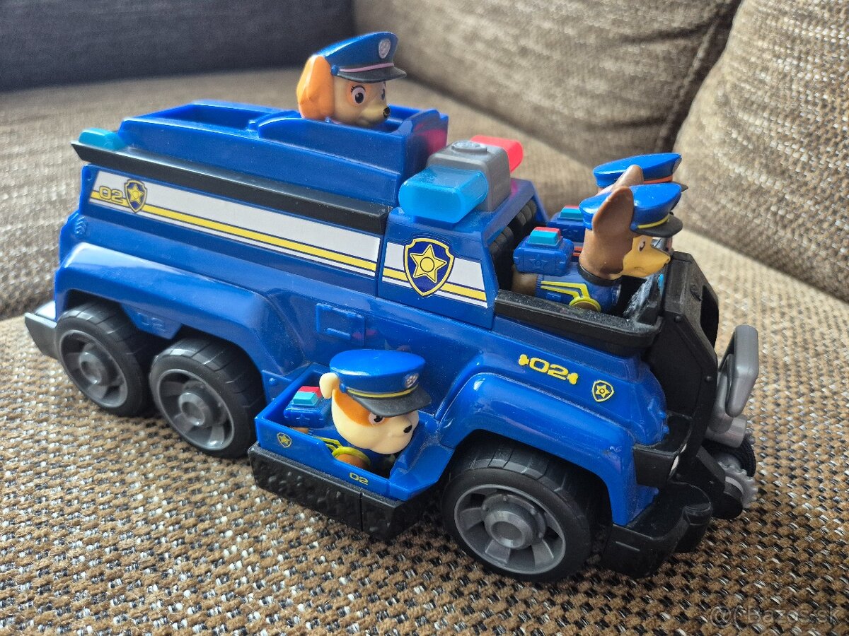 Policajne auto Labkova patrola