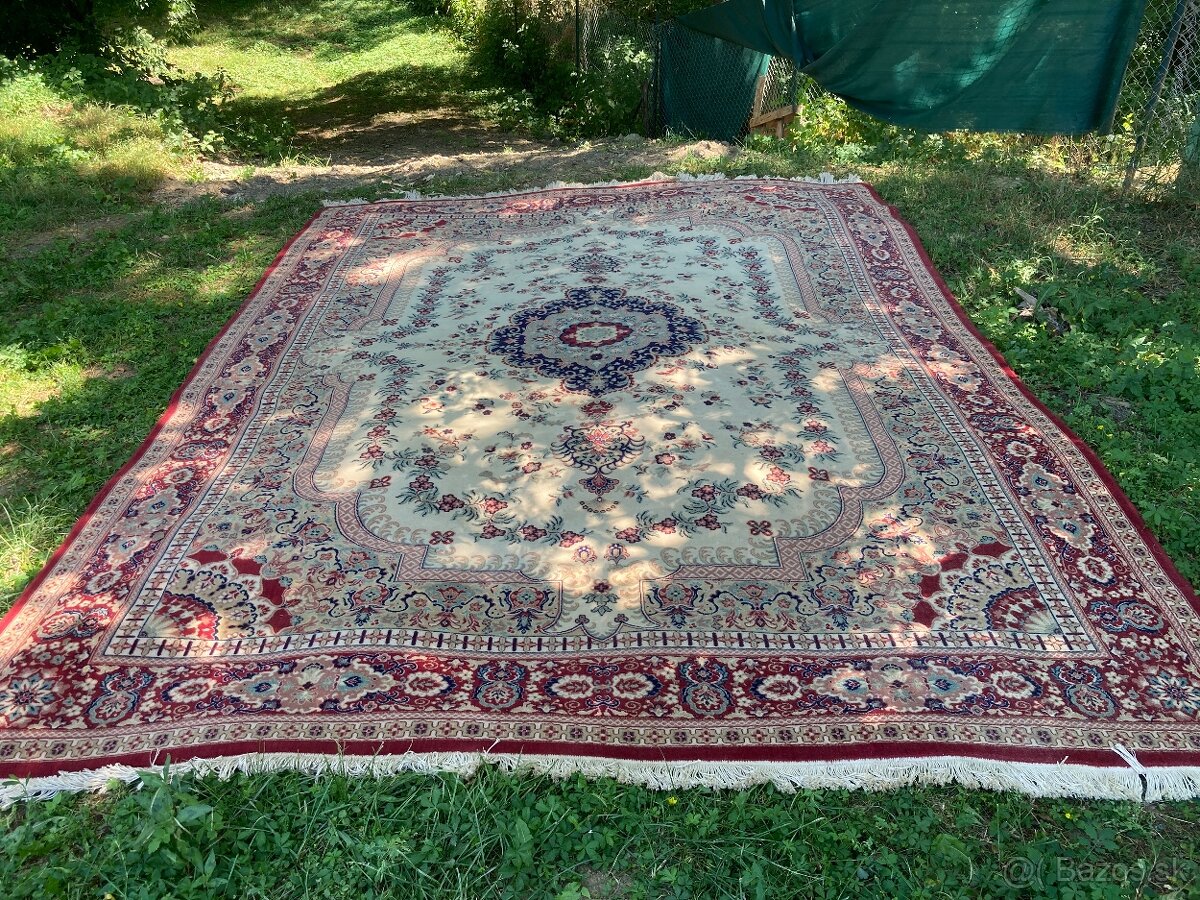 Predam perzsky (vlneny) koberec 3x4m