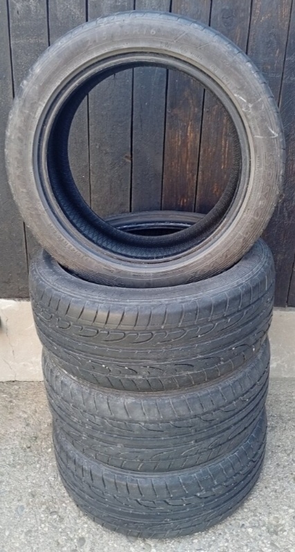 Letné Dunlop 215/45 R16