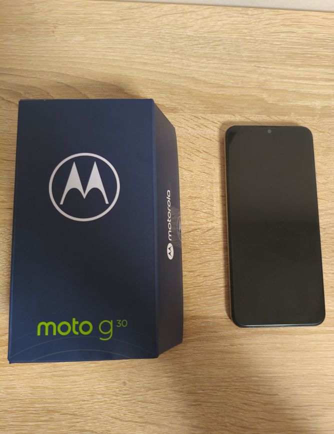 Predám Motorolu G30 6GB/128GB