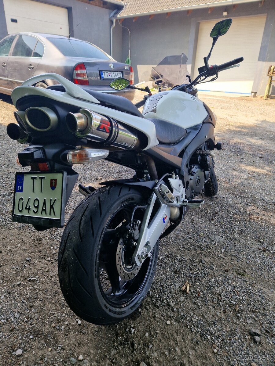 Predám Suzuki GSR 600